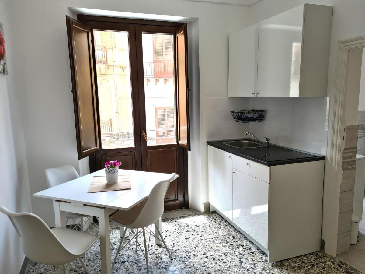 Casa Lara Villa Кастеламаре дел Голфо Екстериор снимка
